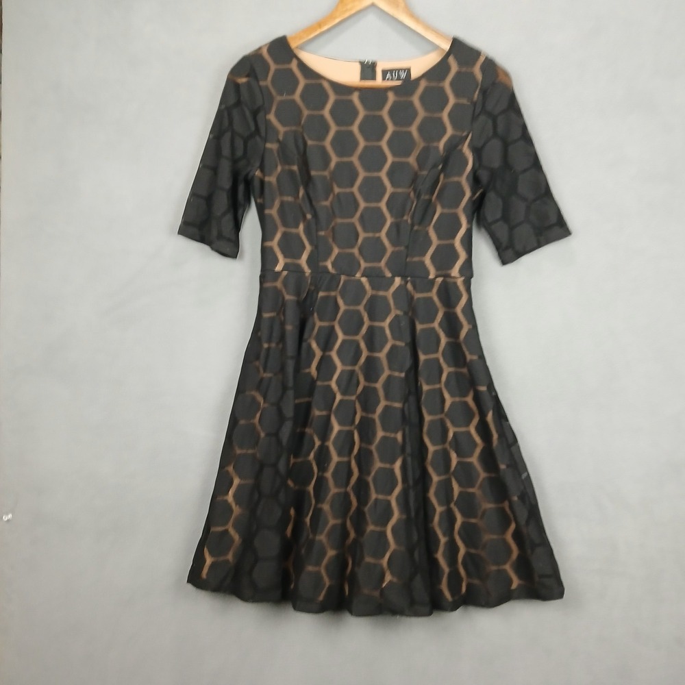 AUW Honeycomb Mesh Fit & Flare Dress Womens 8 Black ‎ Lined Geometric Round Neck